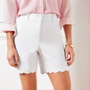 Talbots White Scalloped Hem Shorts